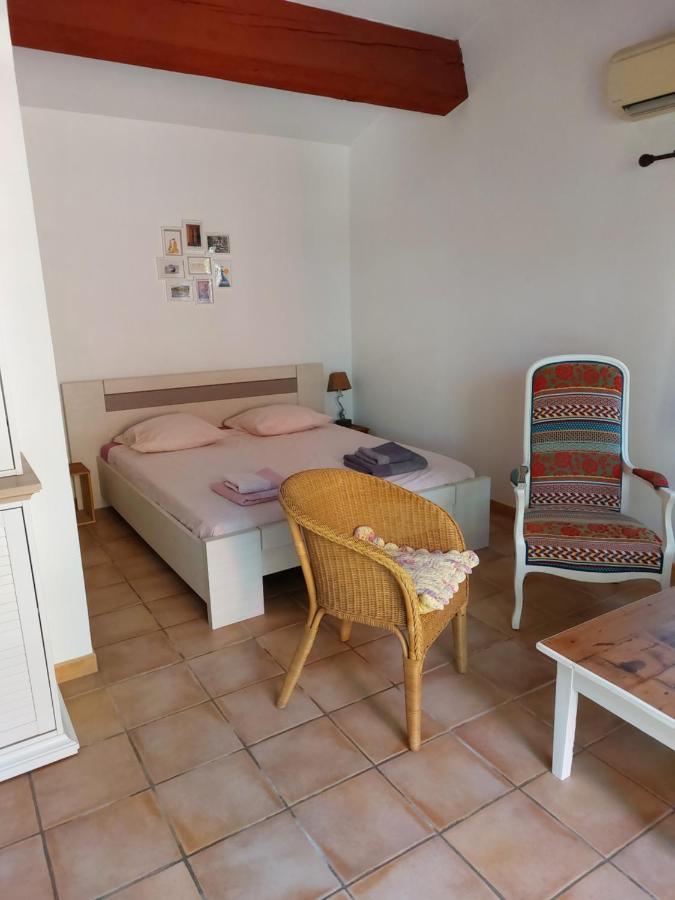 Petite Maison Entre Sanary Et Bandol Eksteriør billede